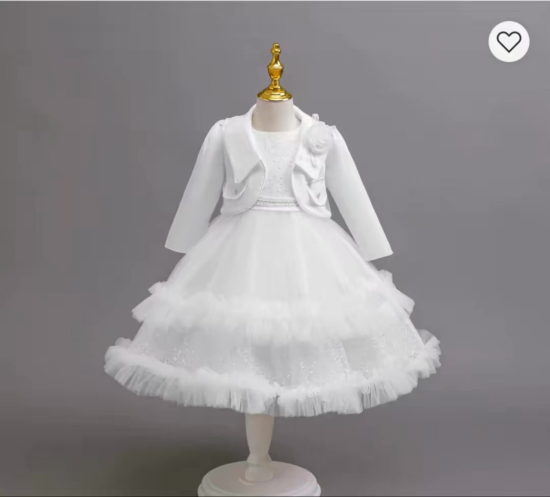 Girls lace princess dress suit, perfect for weddings ,birthdays and formal events.